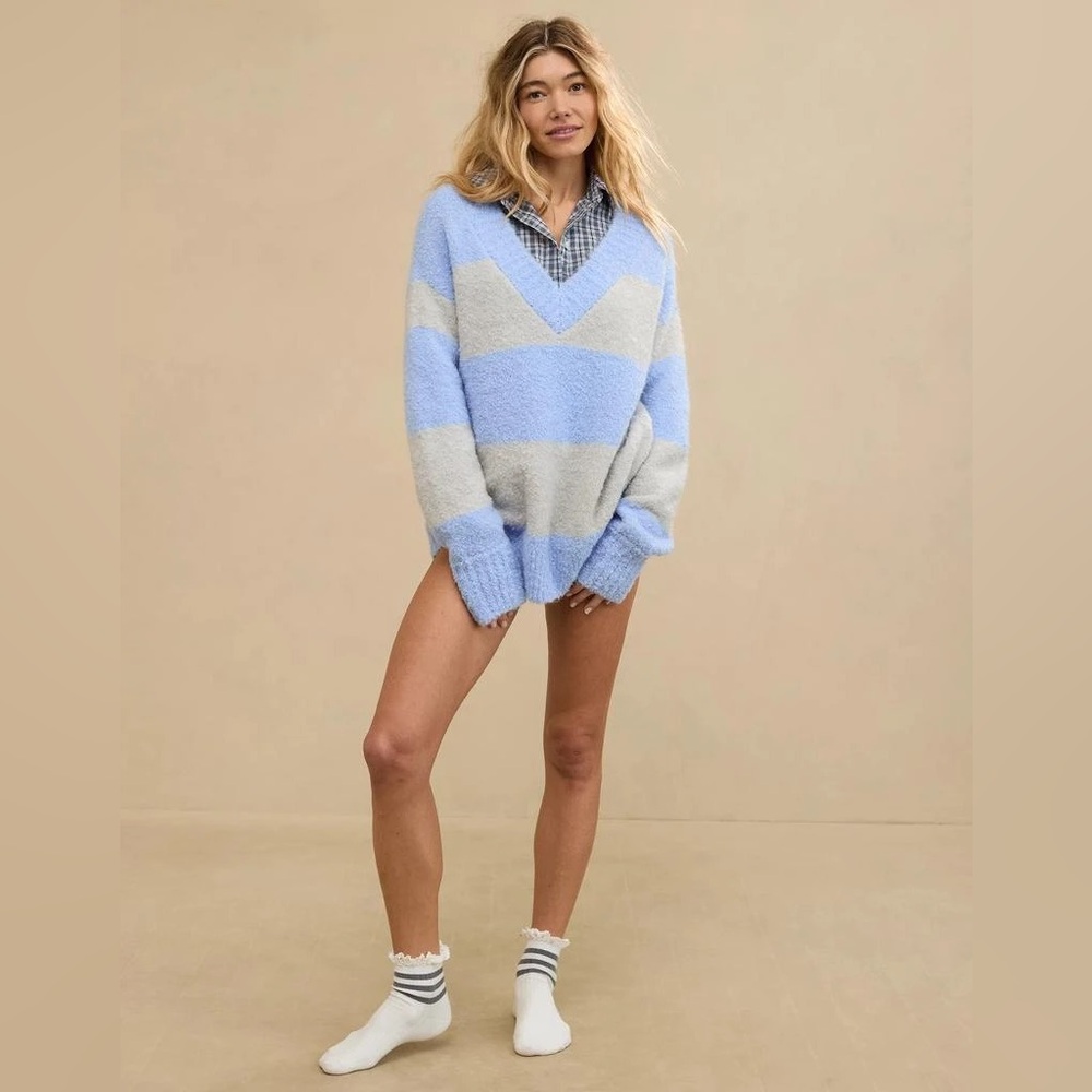 Aerie Teddy Boucle V-Neck Sweater - XL
